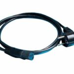 Cordon d’alimentation – FICHE 2P+T MALE COUDEE –> FICHE IEC C13 FEM. DROITE – 3 x 1mm² – Noir – 2,5M